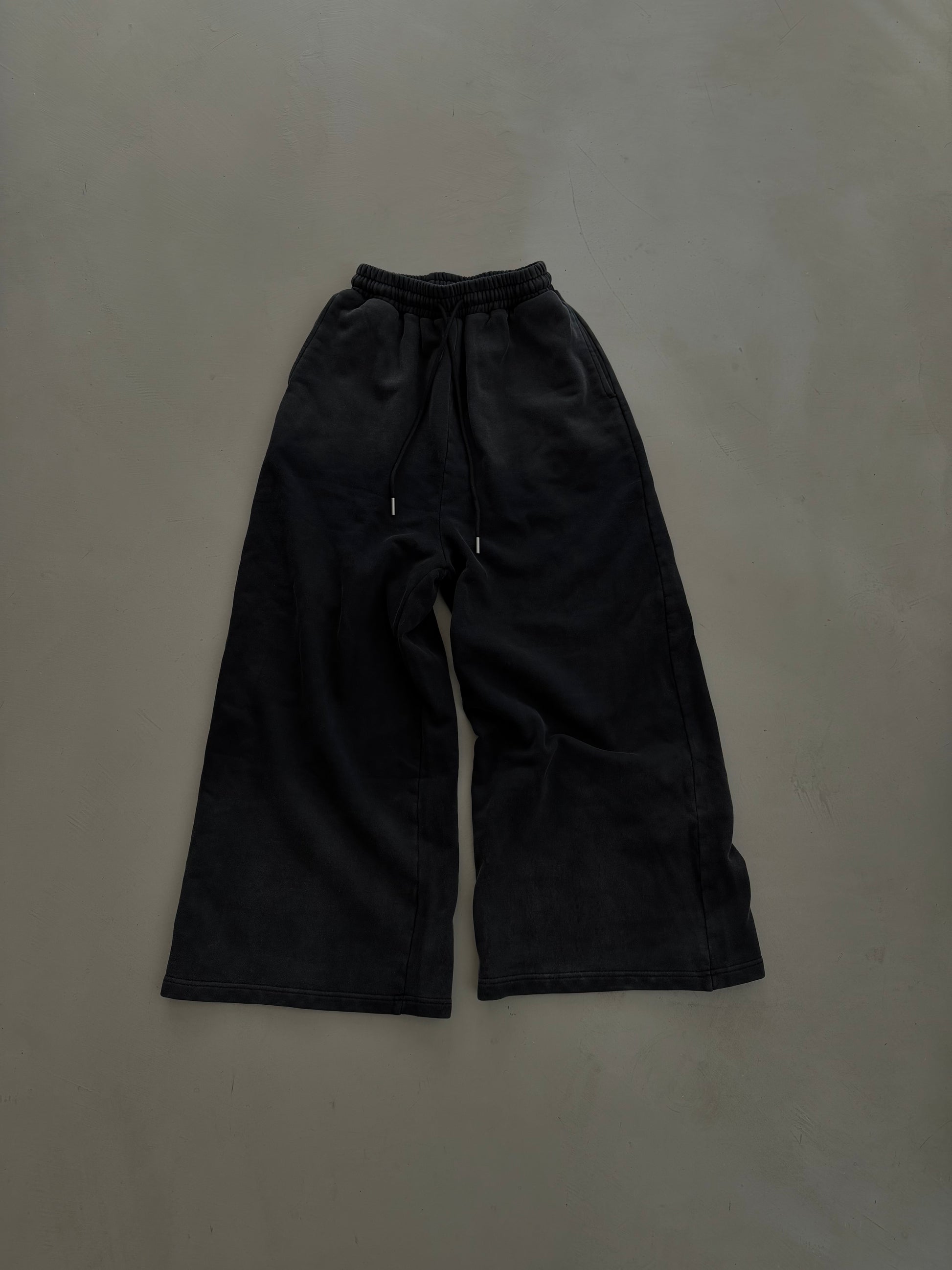 Obscure Black Sweatpants